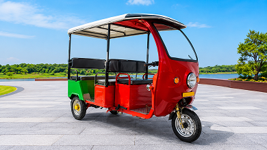 Gayatri Electric Auto Shaped E-Rickshaw